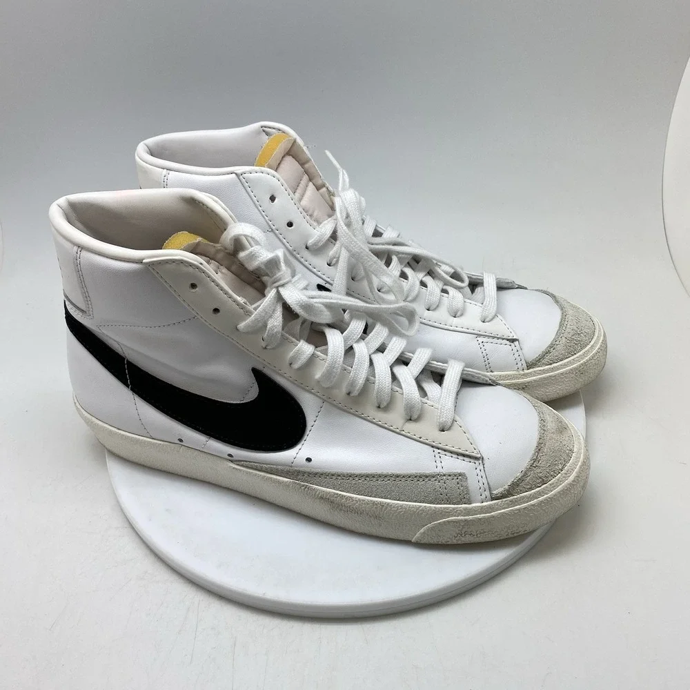 Nike Sneakers Blazer Mid 77 Vintage Mens 10.5 White Black BQ6806-100 High Top